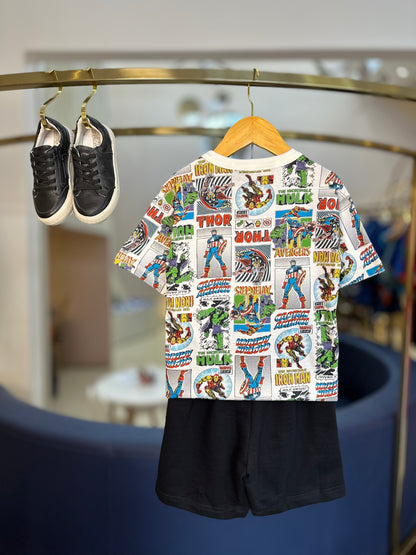 Conjunto Infantil T-Shirt e Bermuda Marvel Heroes