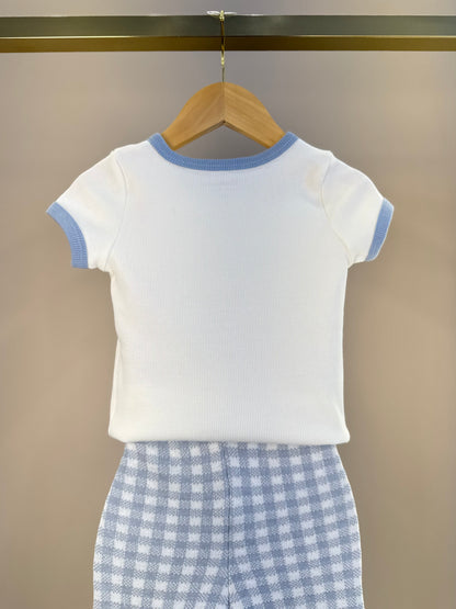 Conjunto Infantil Blusa Off White Good Luck Bordada e Legging Tricot Xadrez Azul - Pituchinhus