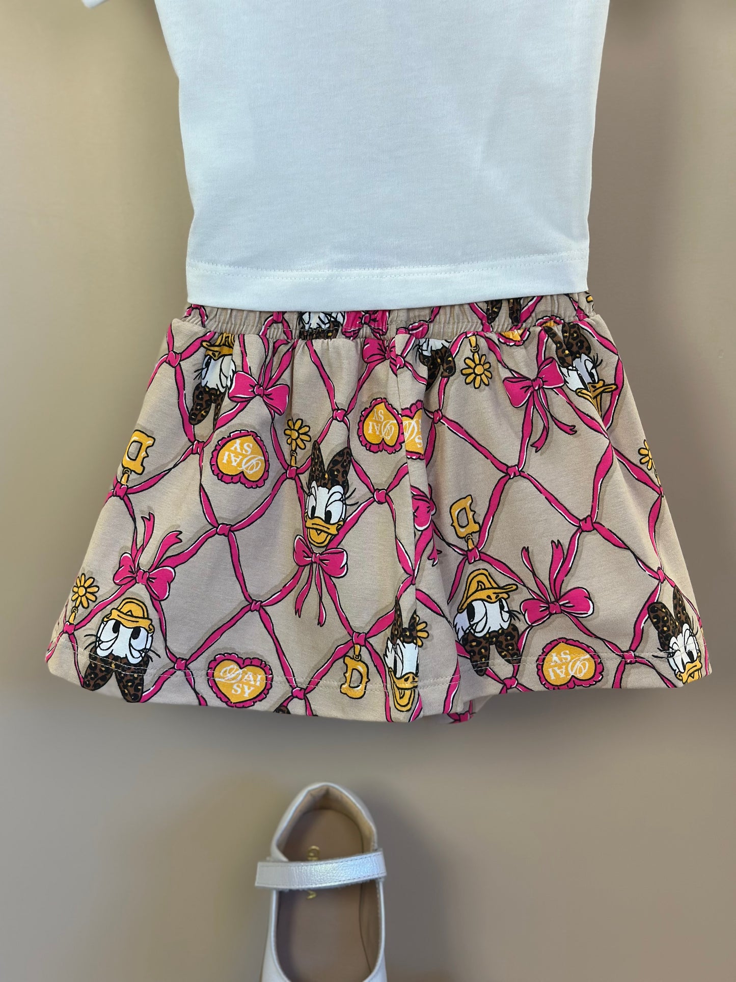Conjunto Infantil Blusa Daisy e Saia Estampa Disney - Momi