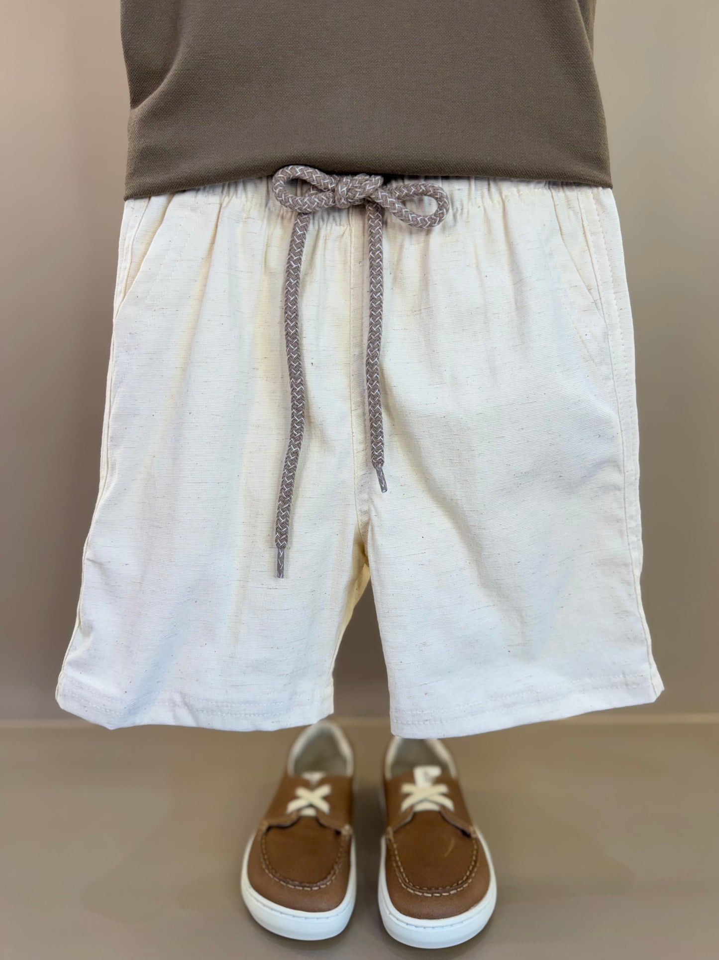 Conjunto Infantil Polo e Bermuda Linho Marrom - Little Johnny