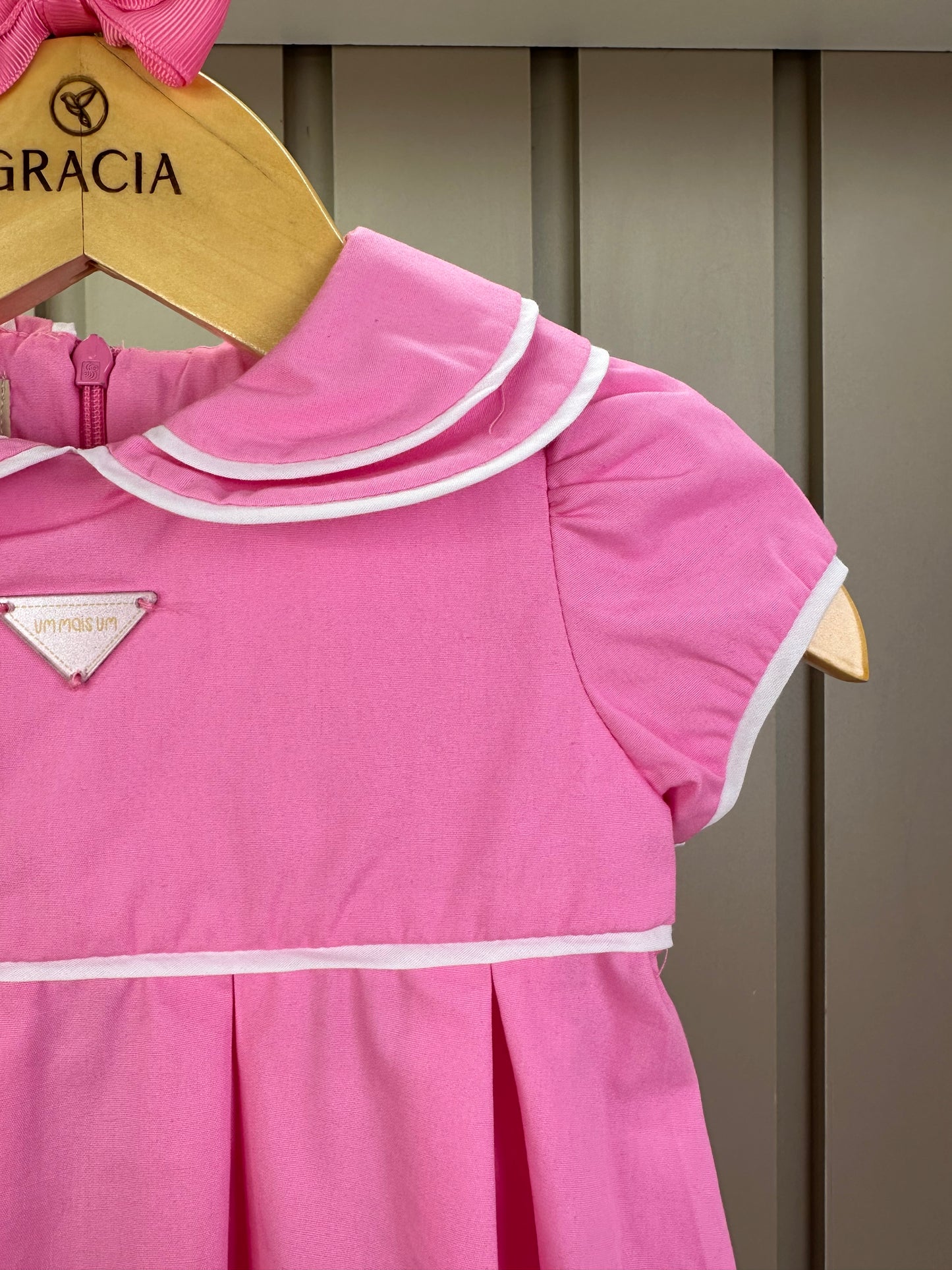 Vestido Bebê Algodão Com Calcinha E Gola Pregas Tricoline Pink - Um Mais Um