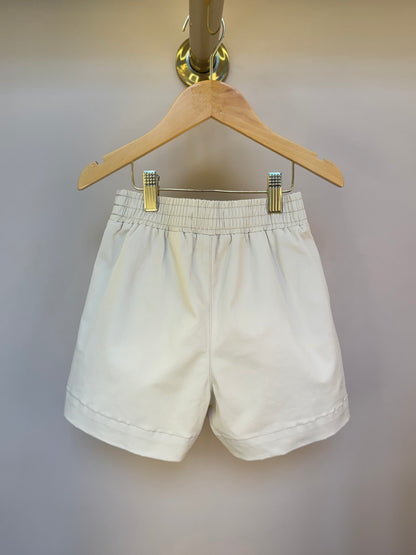 Shorts Infantil Bordados Pérolas e Cristais - Pituchinhus