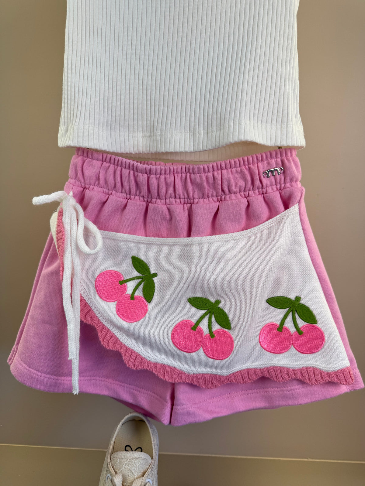 Conjunto Infantil Regata e Shorts Com Transpasse Cerejas - Momi