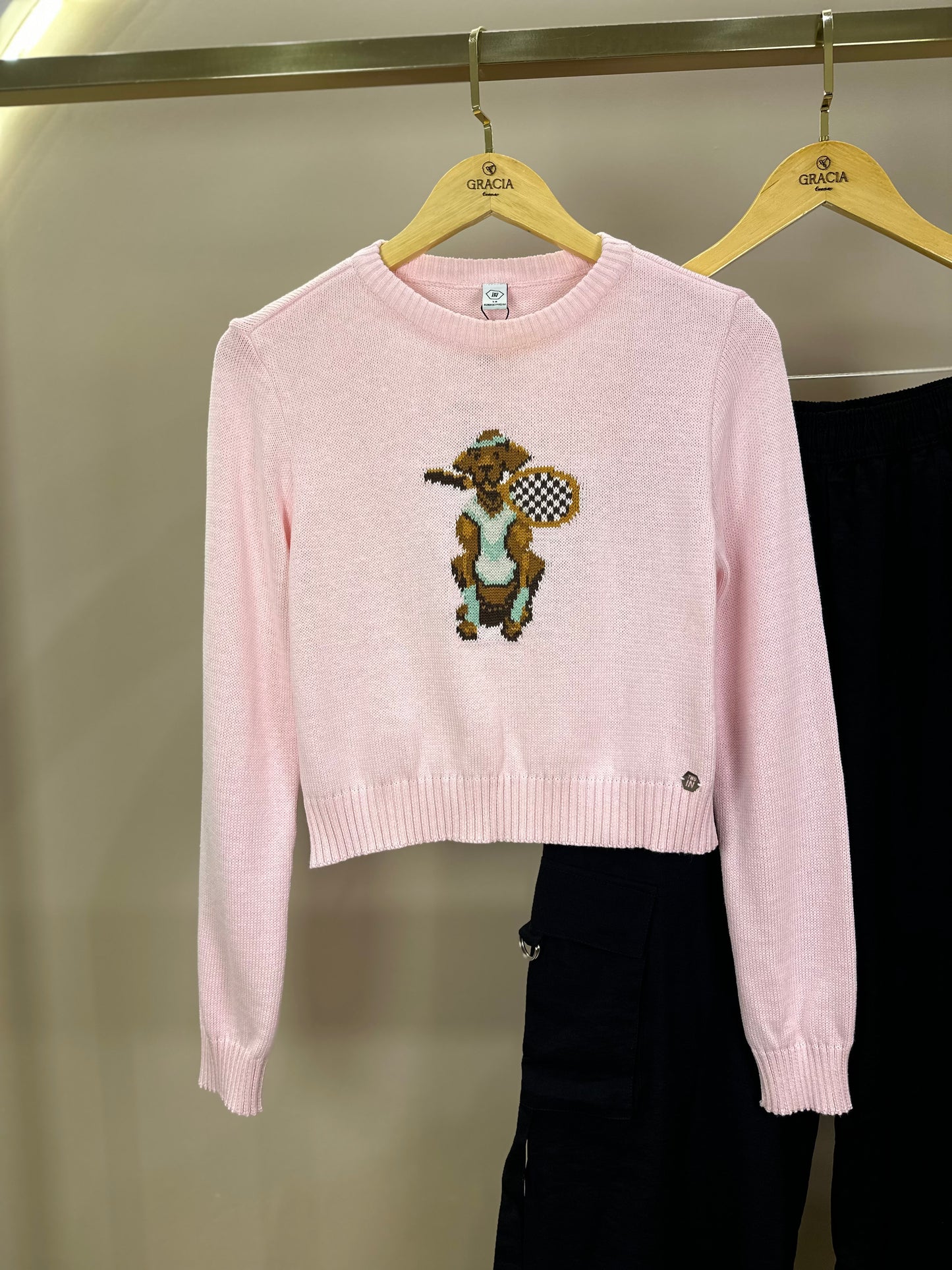 Conjunto Teen Suéter Tricot Dog Tennista Rosa e Calça Cargo Wide Leg Preta - Two In