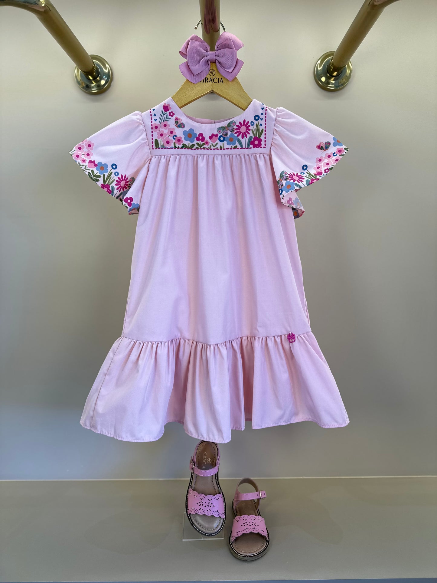 Vestido Infantil Trapézio Flores e Babado Rosa - Mon Sucré
