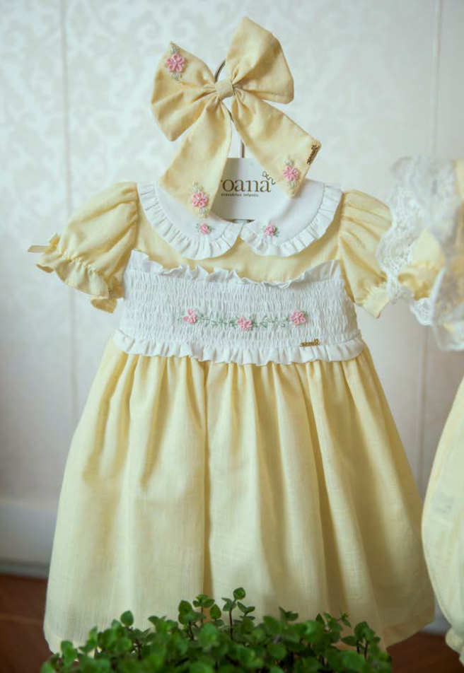 Vestido Infantil Clássico Algodão Golinha e Busto Brancos Bordados Amarelo - Roana