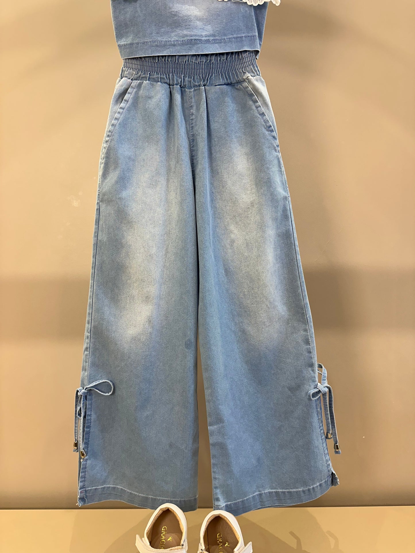 Conjunto Infantil Cropped Maxi Laço Renda e Calça Wide Jeans - Gabriela Aquarela