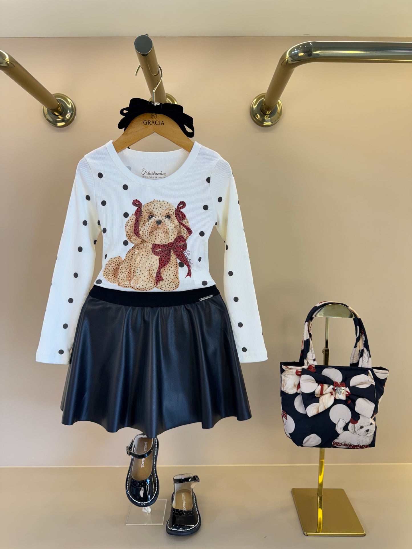 Conjunto Infantil Blusa ML Poás Cachorrinho Lacinhos Cristais e Saia Evasê Couro Tech Preta - Pituchinhus
