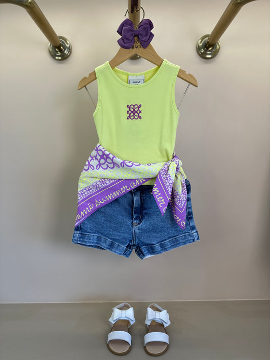 Conjunto Infantil Blusa Lenço ANM e Shorts Jeans Pingente - Animê
