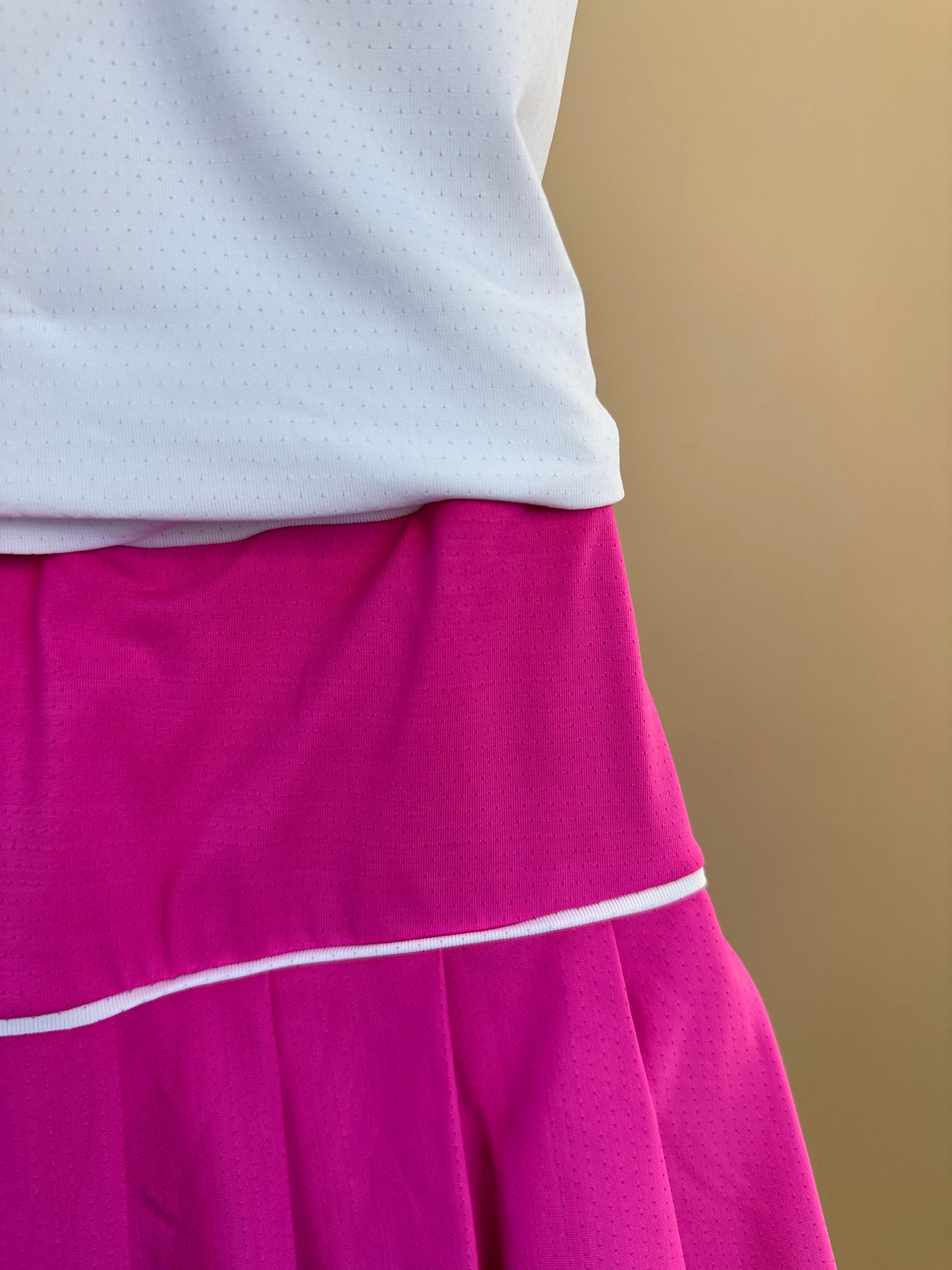 Conjunto Infantil Blusa Maria Dry Branca  e Saia Fernanda Dry Badminton Rosa - Siri Sport