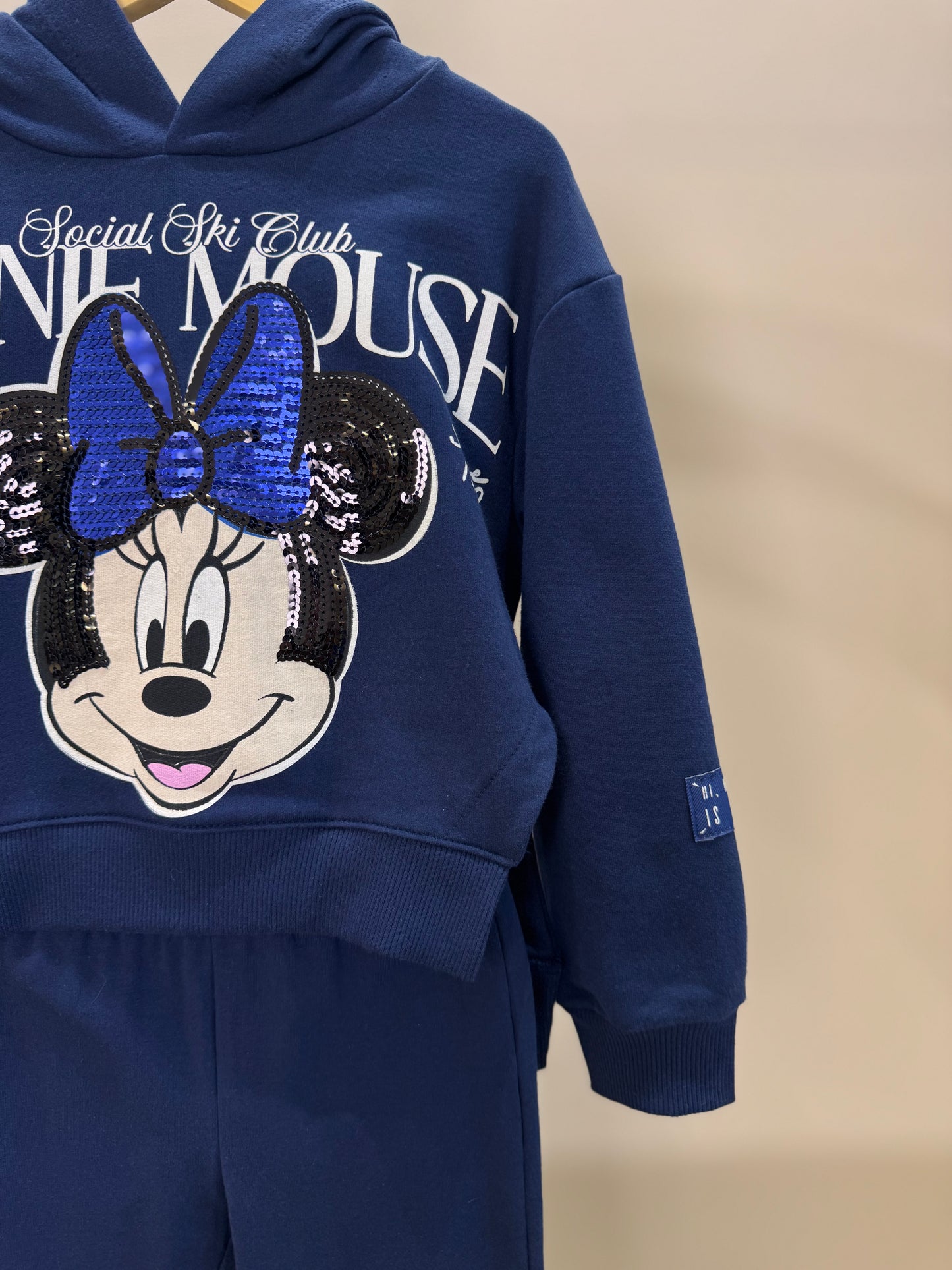 Conjunto Infantil Blusa Moletom Capuz Minnie e Calça Essentials Recortes Marinho - Animê