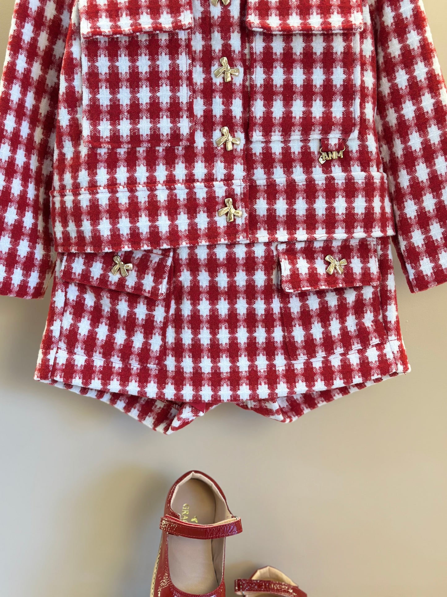 Conjunto Infantil Conceito Tweed Vermelho Casaco e Shorts Saia - Animê