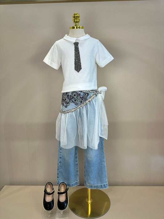 Conjunto Infantil Blusa Golinha Gravata Strass Pérola e Calça Jeans Lenço Bordado - Animê
