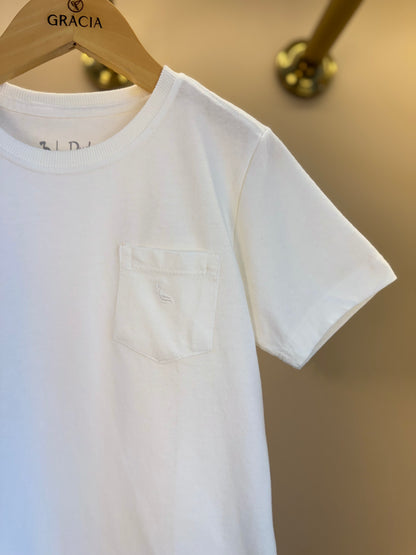 Camiseta Infantil Bolso Algodão MC Off White - Dudes