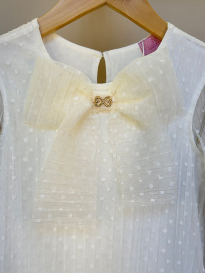 Vestido Infantil Trapézio Tule Plissado Aplicação Laço Off White - Luluzinha