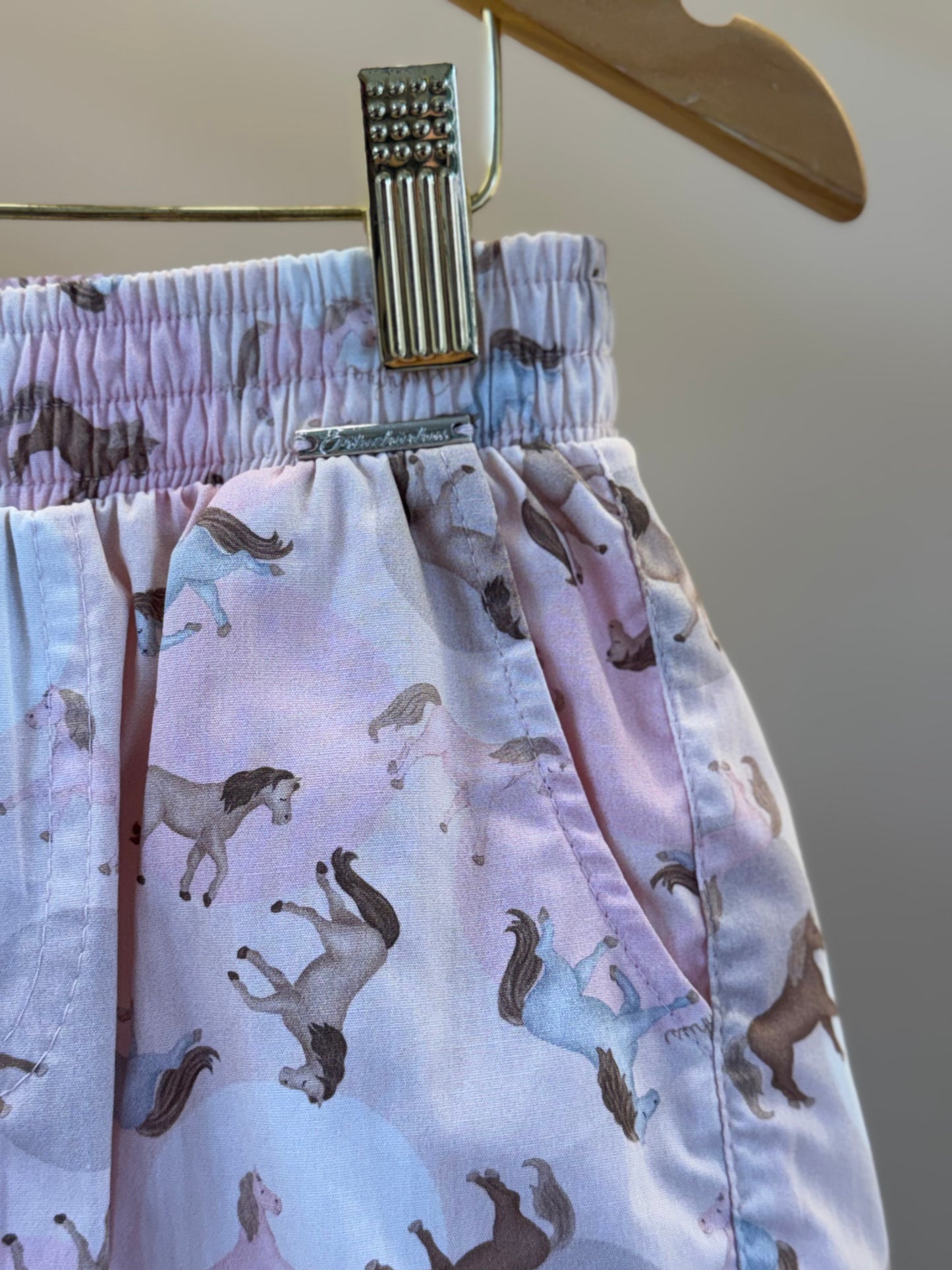 Shorts Infantil Algodão Cavalinhos Rosa - Pituchinhus