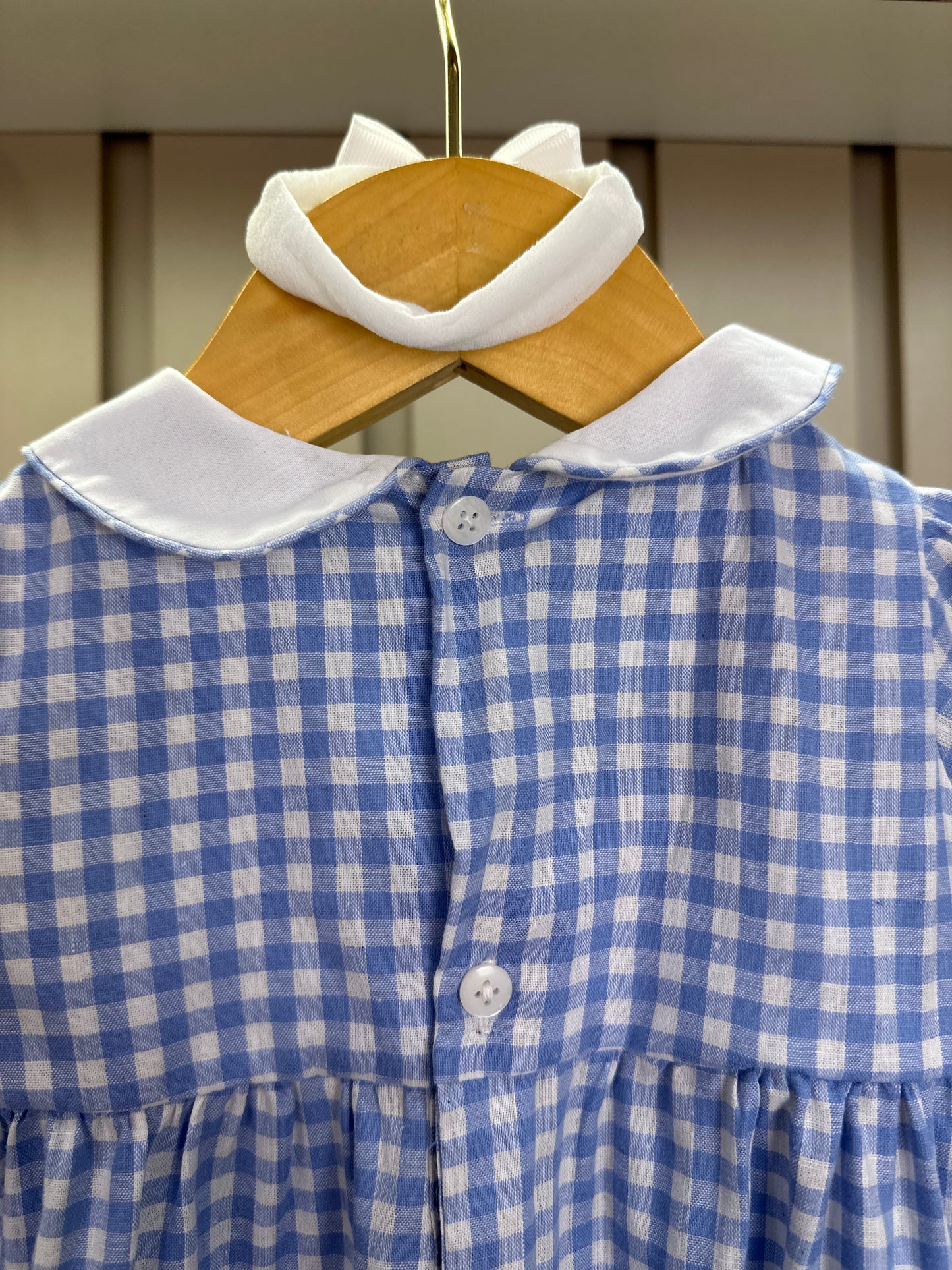 Pimpão Bebê Luxo Gola Bordada Renda Xadrez Azul - Roana