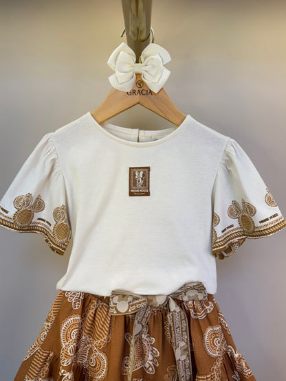 Conjunto Infantil Blusa Detalhes Mangas Paisley e Saia Estampada Paisley - Animê