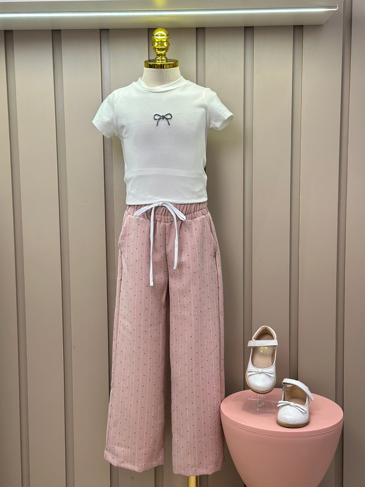 Conjunto Infantil Trio Blusa Lacinho, Casaqueto e Calça Alfaiataria Listrada Strass Rosé - Petit Cherie