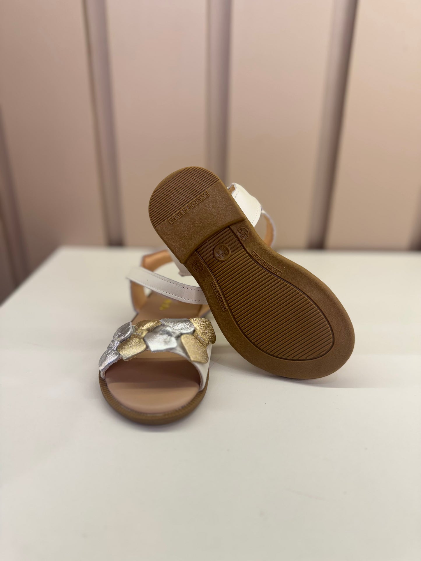 Sandália Infantil Flor Dourada Branca Perolada - Gracia