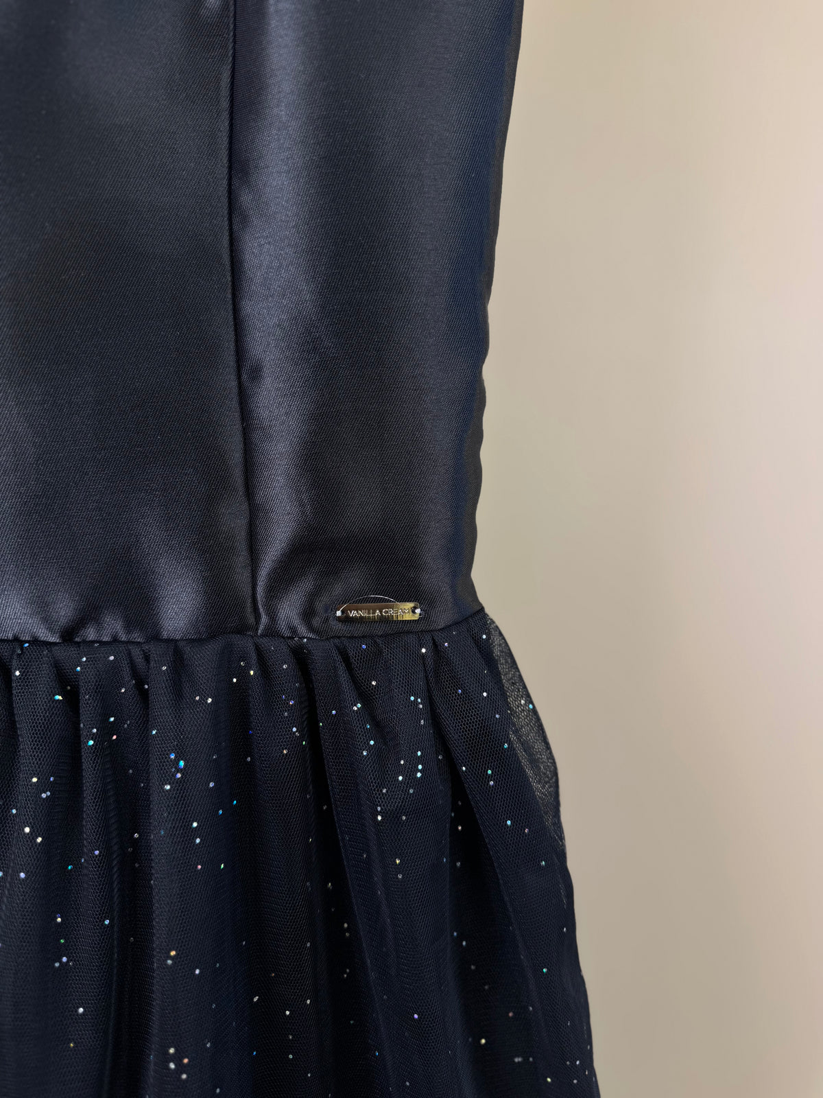 Vestido Teen Saia Em Tule Brilhante Preto - Vanilla Cream