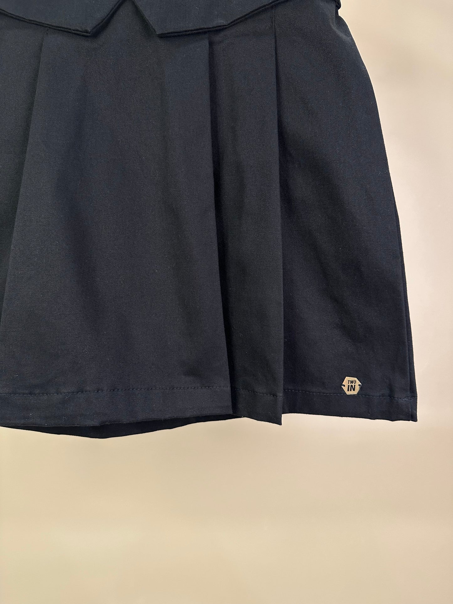 Saia-shorts Teen Sarja com Pregas Preta - Two In