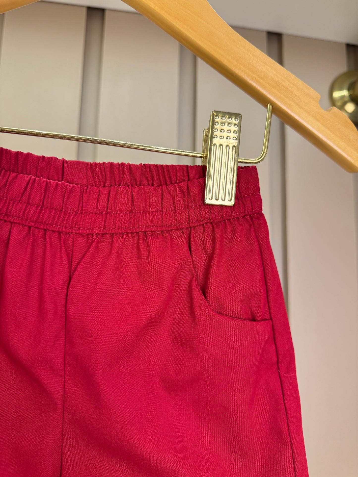 Conjunto Bebê Clássico Bata Golinha e Calça Vermelha - Um Mais Um
