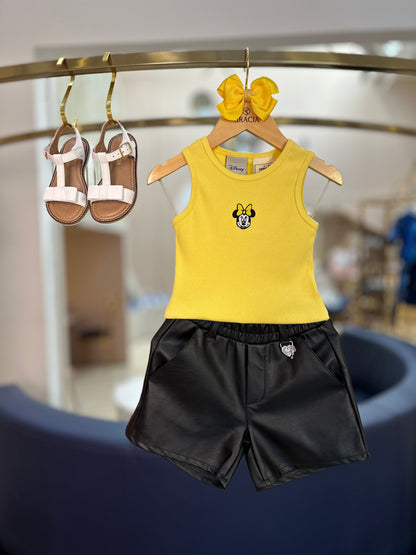 Conjunto Infantil Blusa Daisy Amarela e Shorts Couro Tech - Animê