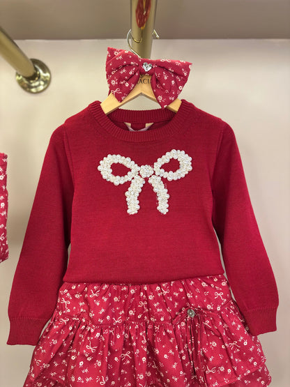 Conjunto Infantil Blusa Tricot Laço Bordado Pérolas E Cristais Bala de Cereja e Saia-shorts Mini Flores Babados e Laços