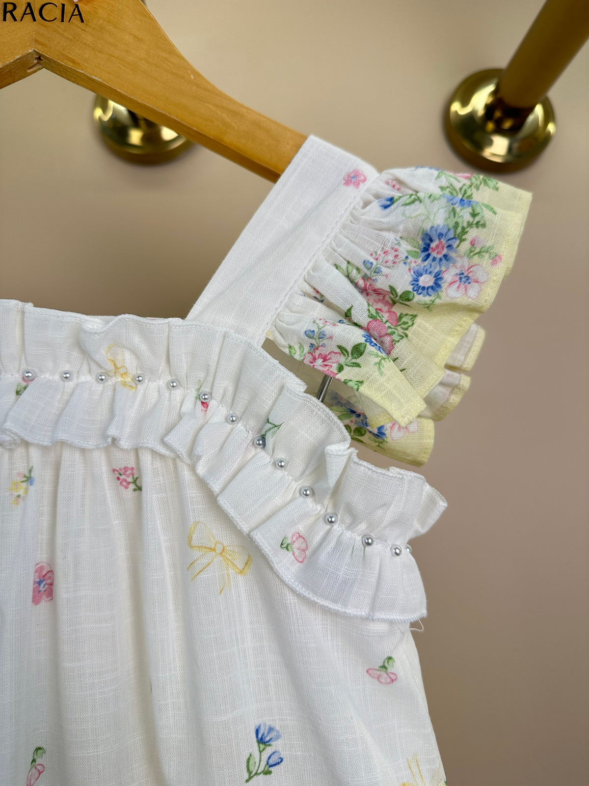 Vestido Infantil Estampa Delicada Flores Alças Babadinho- Petit Cherie