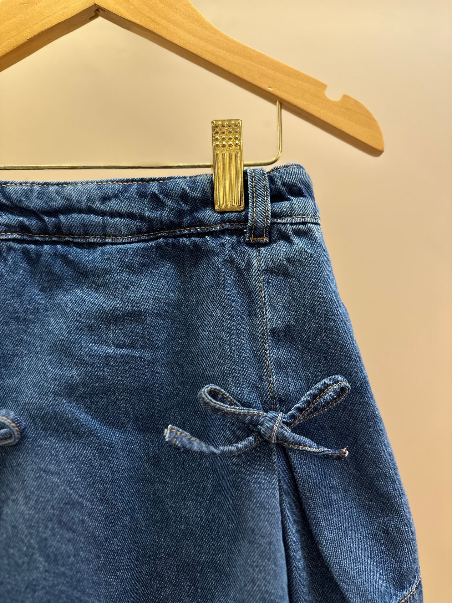 Shorts-Saia Infantil Jeans com Laços - Momi
