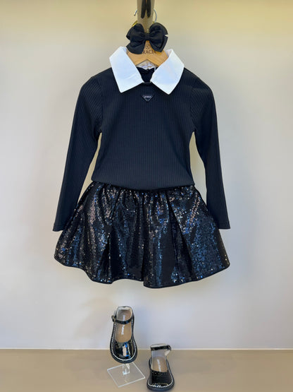 Conjunto Infantil Blusa MalhaTricot  e Saia Paetê - Um Mais Um