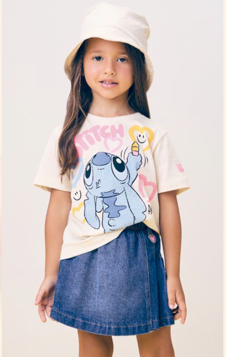 Conjunto Infantil Blusa Stitch Aloha e Shorts-saia Jeans Pregas e Pingente - Momi PRÉ-VENDA
