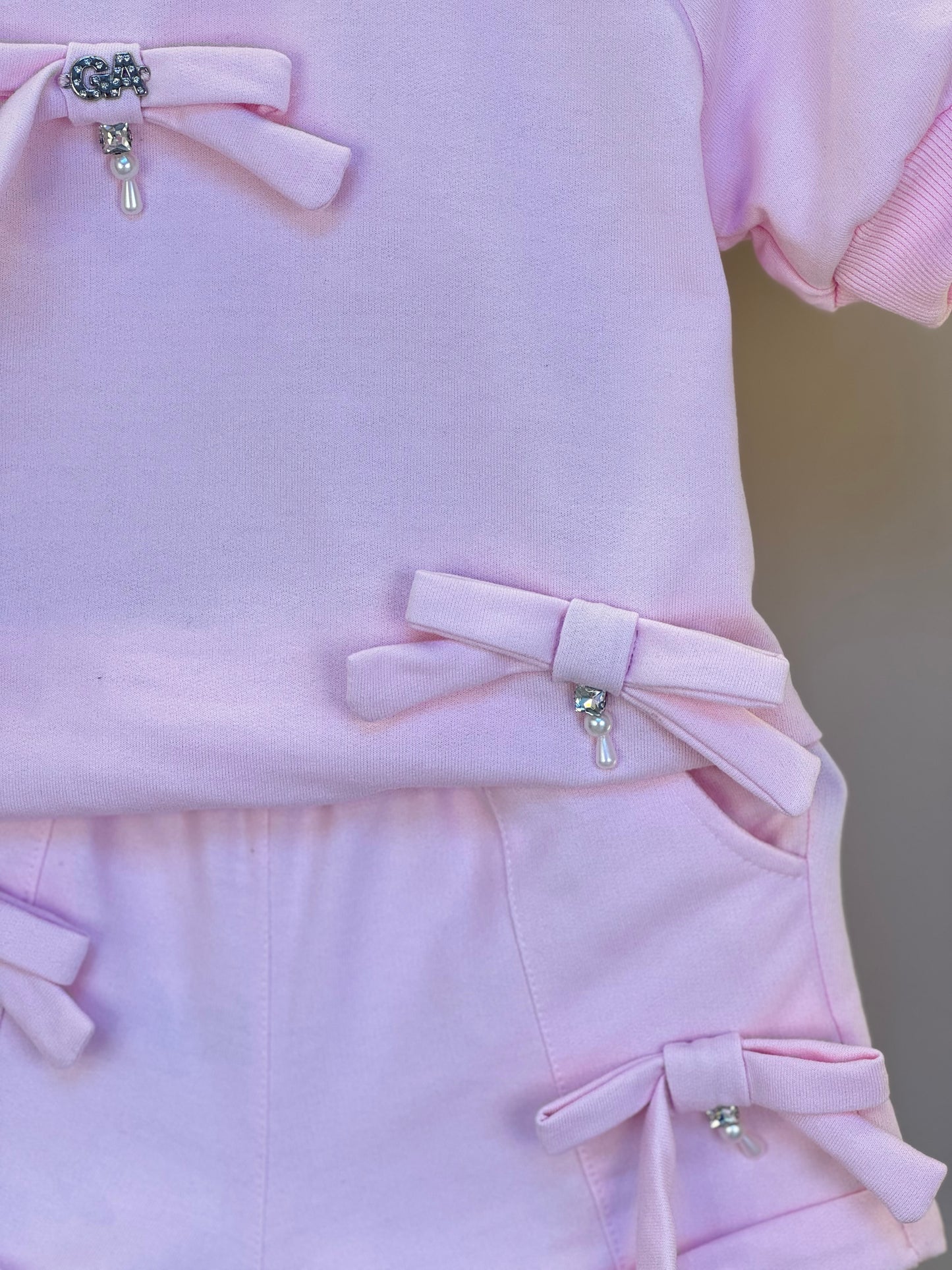 Conjunto Infantil Blusa e Shorts Comfy com Laços Rosa - Gabriela Aquarela