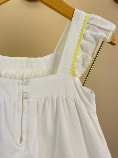 Vestido Infantil Branco Bordado Detalhes Amarelo - Petit Cherie