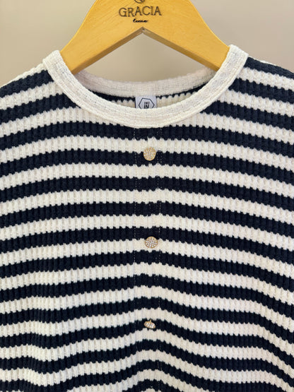 Conjunto Teen Blusa Malha Tricot Listrada com Botões e Shorts Listrado Preto - Two In