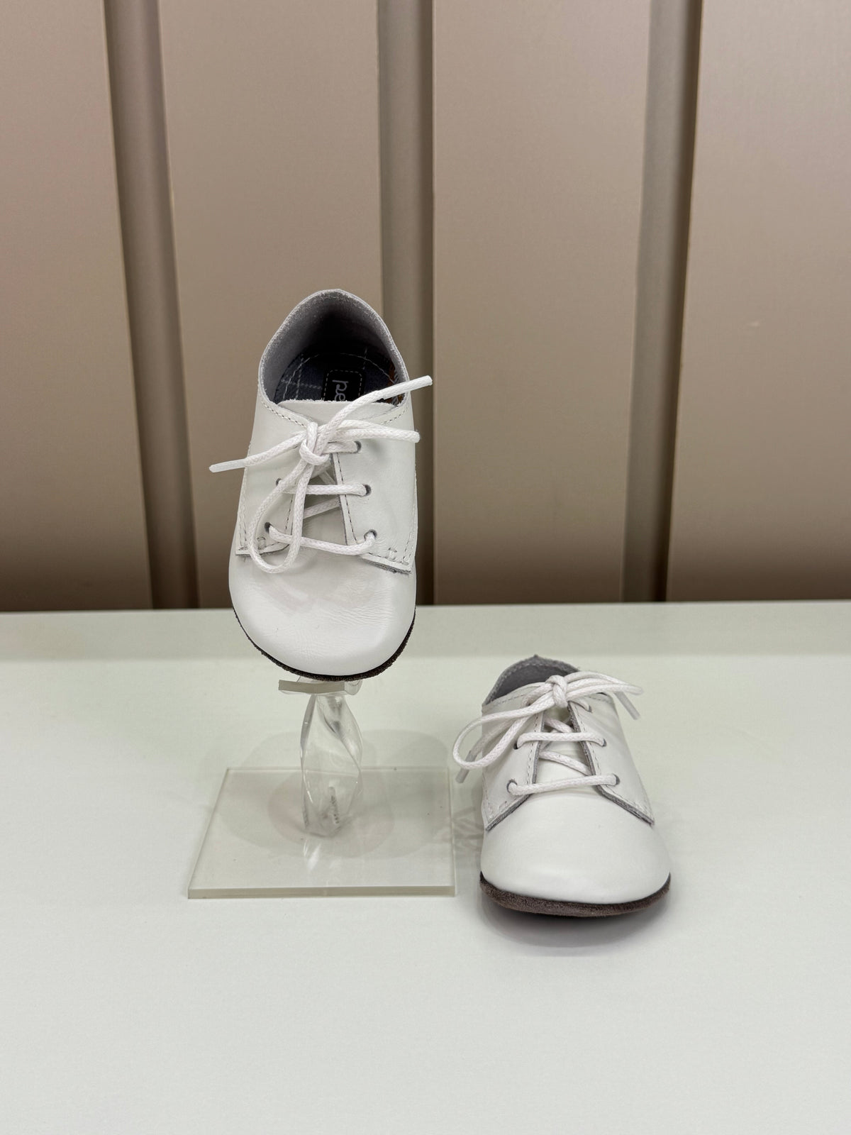 Sapato Bebê Balão Couro Branco - Petit Cheval