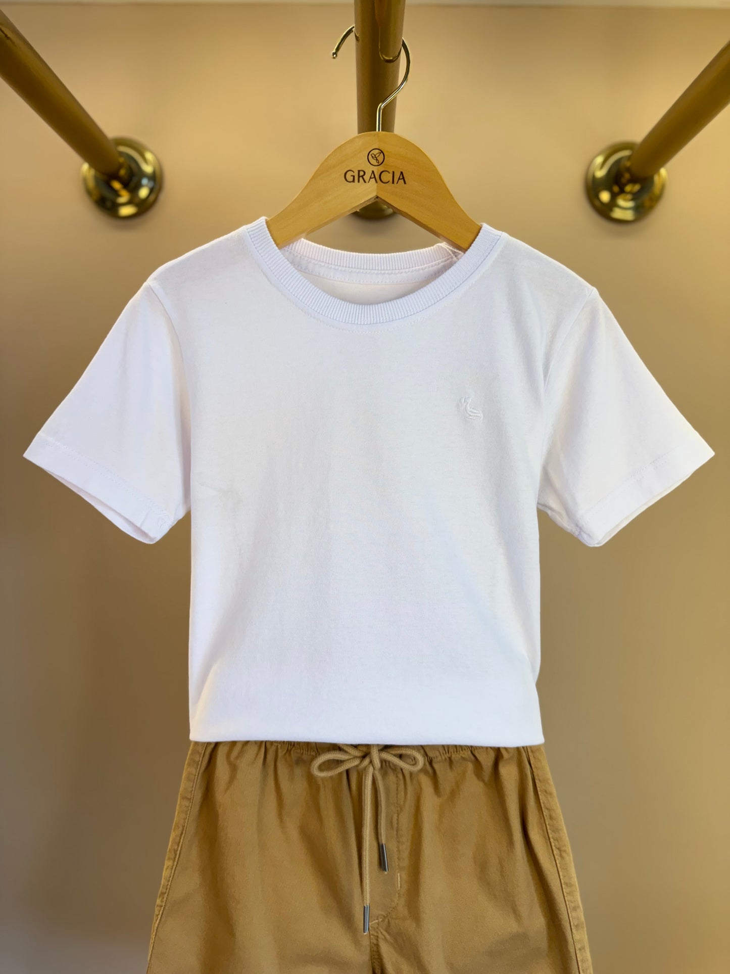 Conjunto Infantil Camiseta Branca e Shorts Bege - Dudes