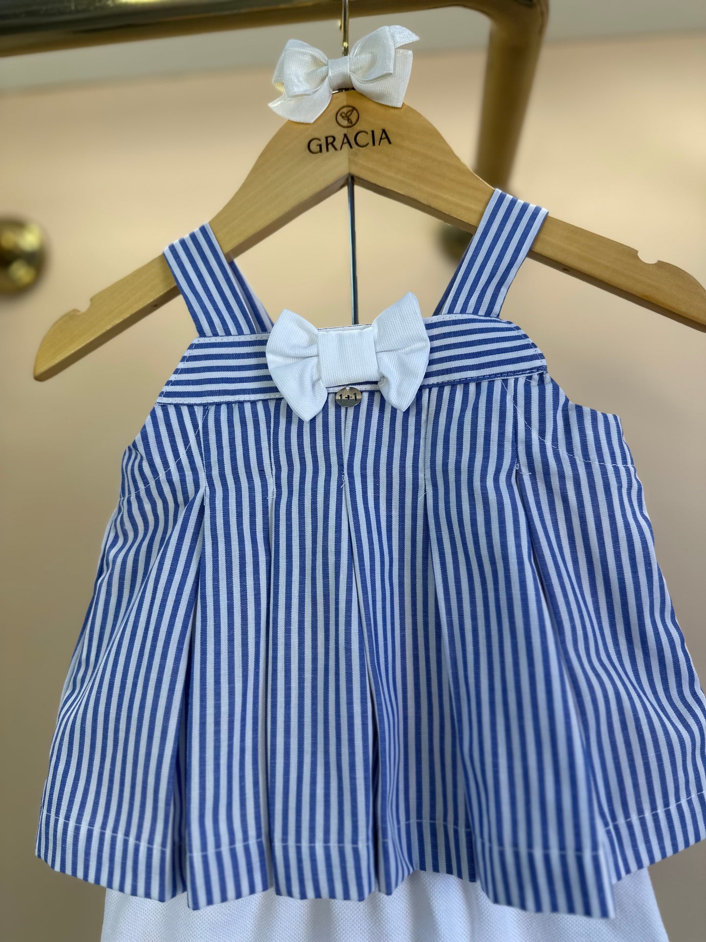 Conjunto Bebê Bata Listrada Azul Lacinho e Shorts Fofinho Piquet - Um Mais Um