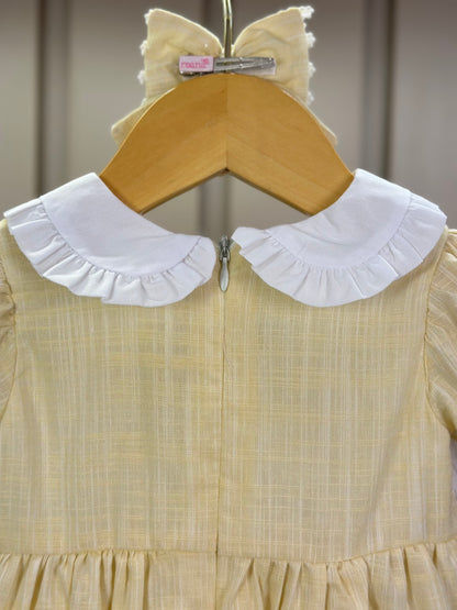 Vestido Infantil Clássico Algodão Golinha e Busto Brancos Bordados Amarelo - Roana