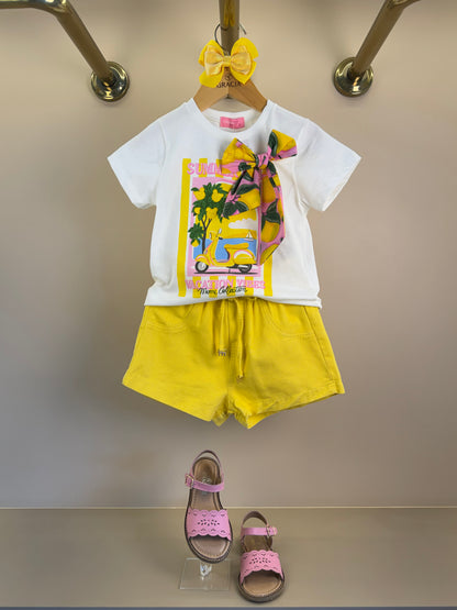 Conjunto Infantil Blusa Estampada Laço Lateral e Shorts Infantil Sarja Com Cinto Butter Cream - Momi