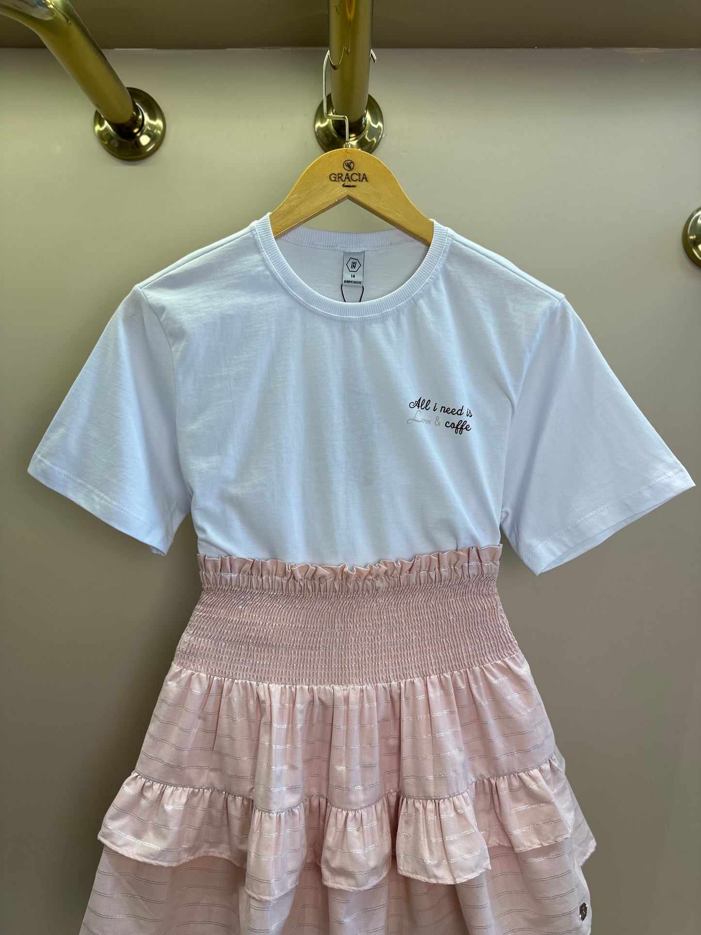 Conjunto Teen Camiseta Oversized All Need e Saia Listrada Lurex - Two In