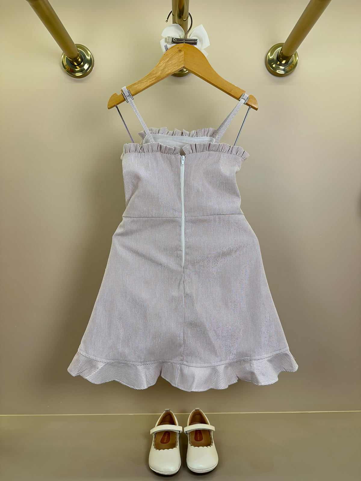Vestido Infantil Festa Franzidos Bege - Petit Cherie