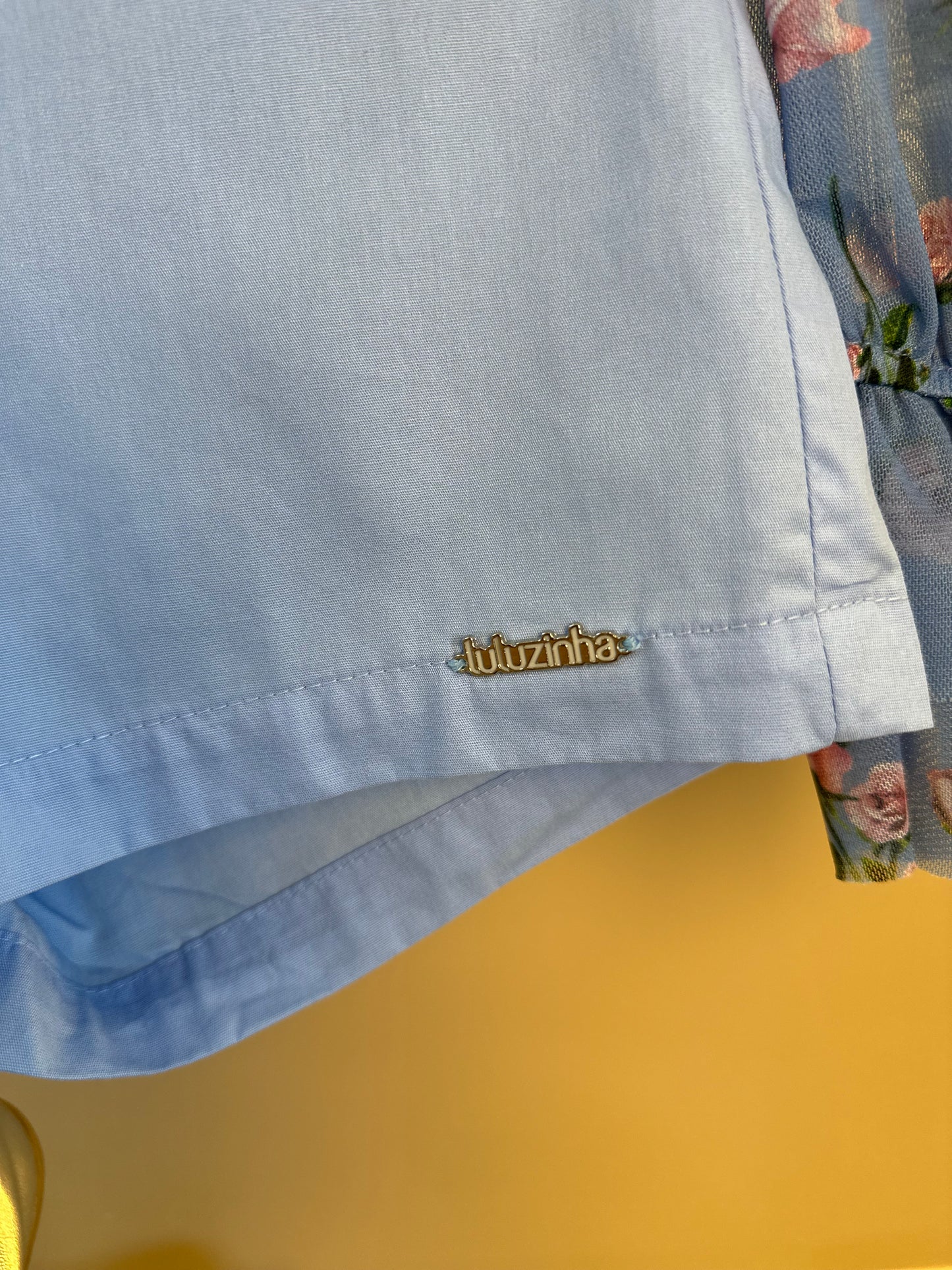 Conjunto Infantil Blusa Capa Floral Azul e Shorts Alfaiataria Azul - Luluzinha