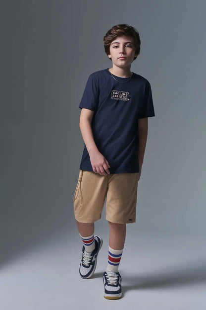 Conjunto Infantil Camiseta Calling e Bermuda Bege  - Little Johnny