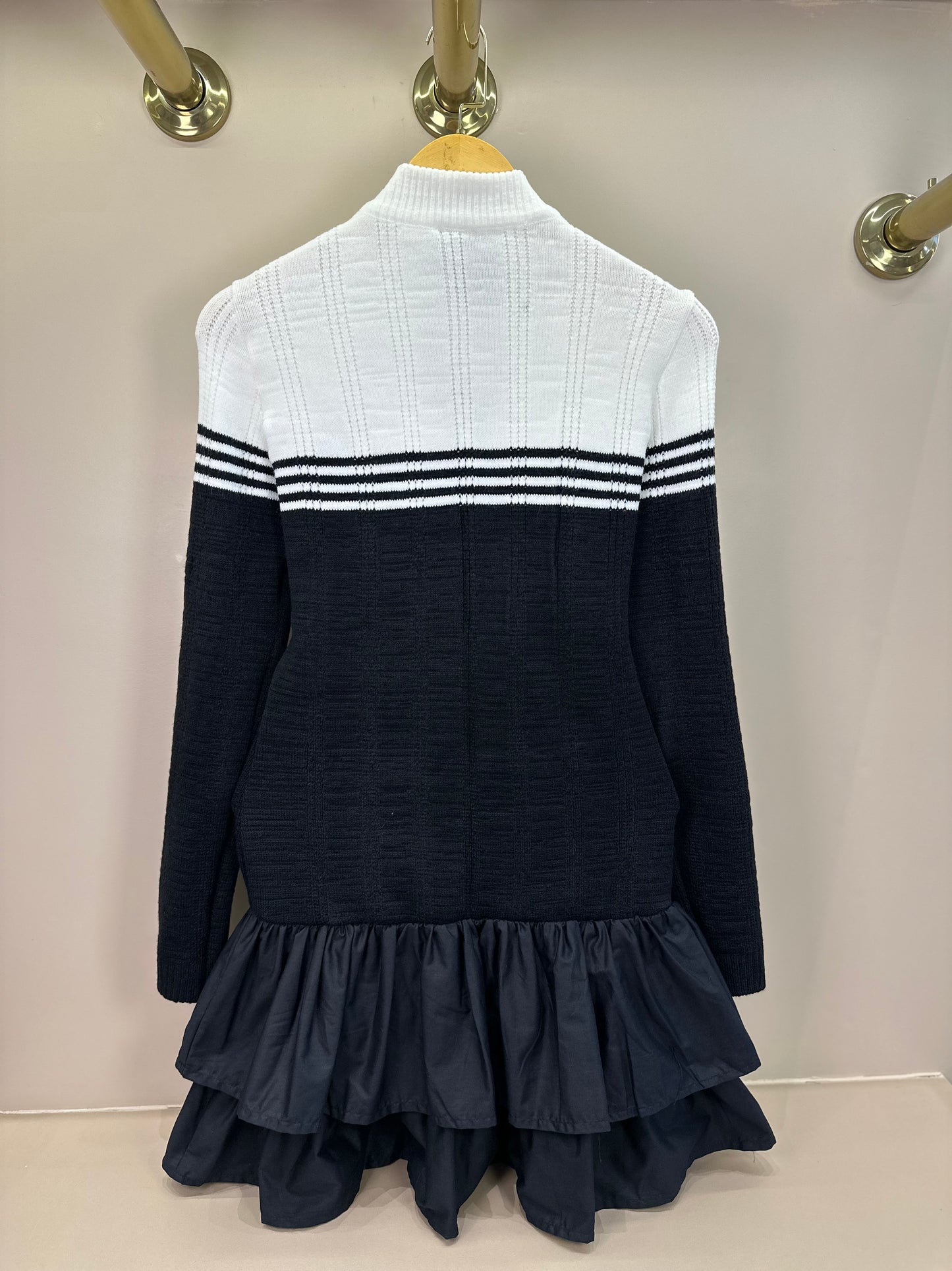 Vestido Teen Manga Longa Tricot Babados Preto - Two In