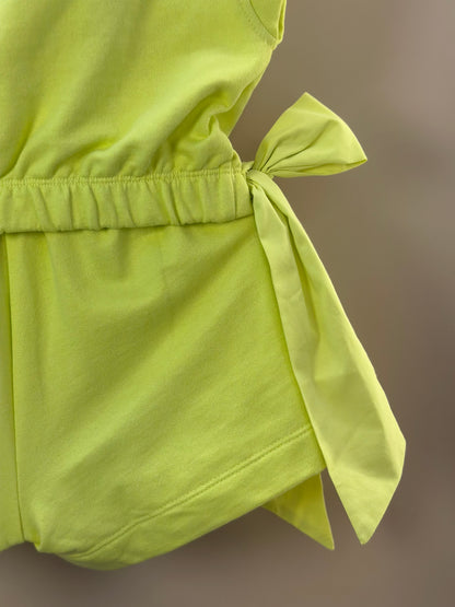 Conjunto Infantil Blusa Laços Laterais e Saia-shorts Pregas Verde Melão - Animê