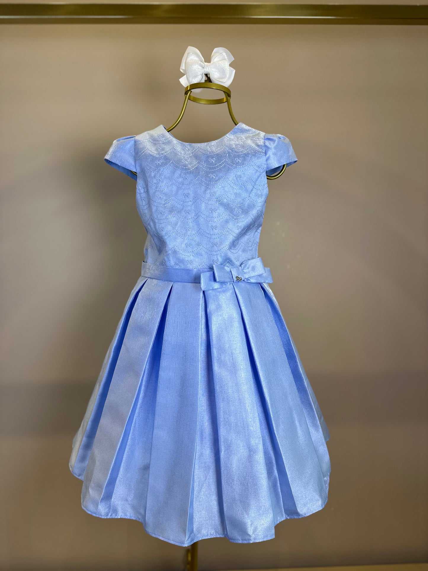Vestido Infantil Festa Busto Bordado Lacinho Azul Claro - Petit Cherie