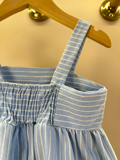 Vestido Infantil Rodado Alças Largas Saia Aplicado Na Frente