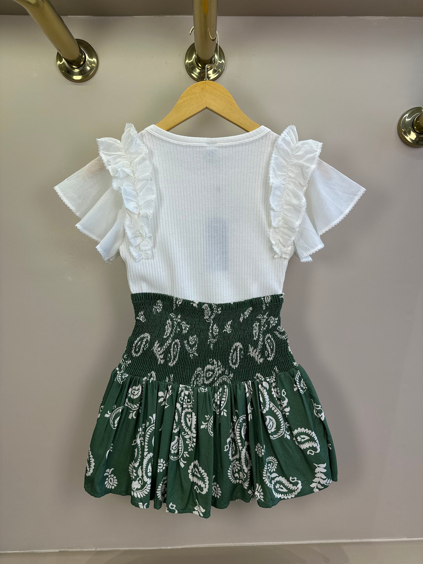 Conjunto Teen Blusa Babados Mangas Voil e Saia Viscose Verde Oliva - Two In